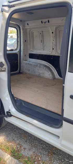 VW Caddy 1.6 TDI   клима - 5000 € / 9779.15 лв. - 38999384 10