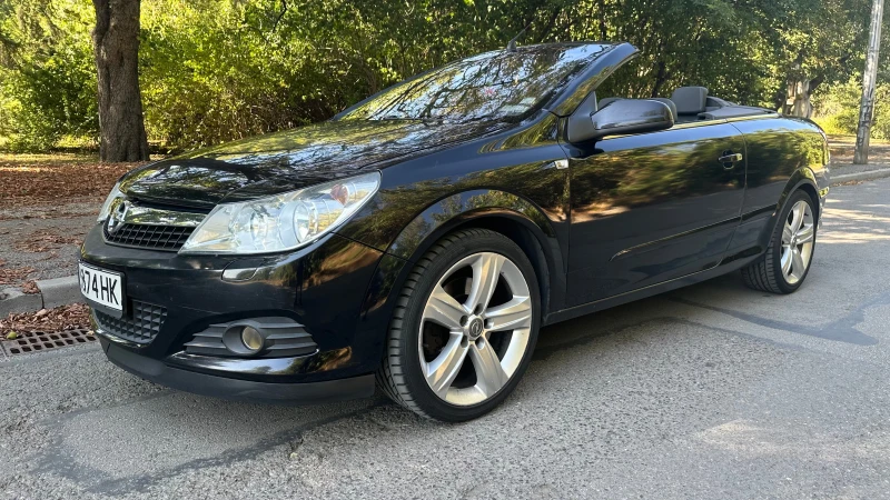 Opel Astra, снимка 1 - Автомобили и джипове - 47017733