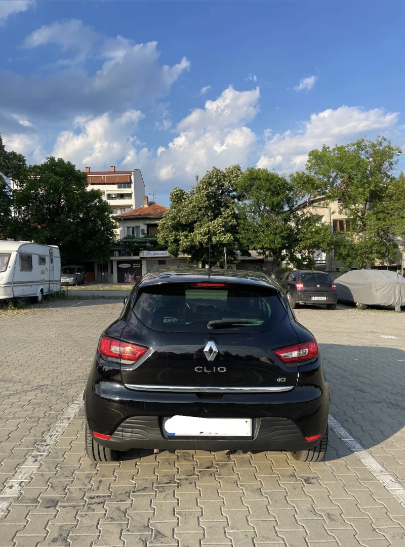 Renault Clio, снимка 2 - Автомобили и джипове - 47317197