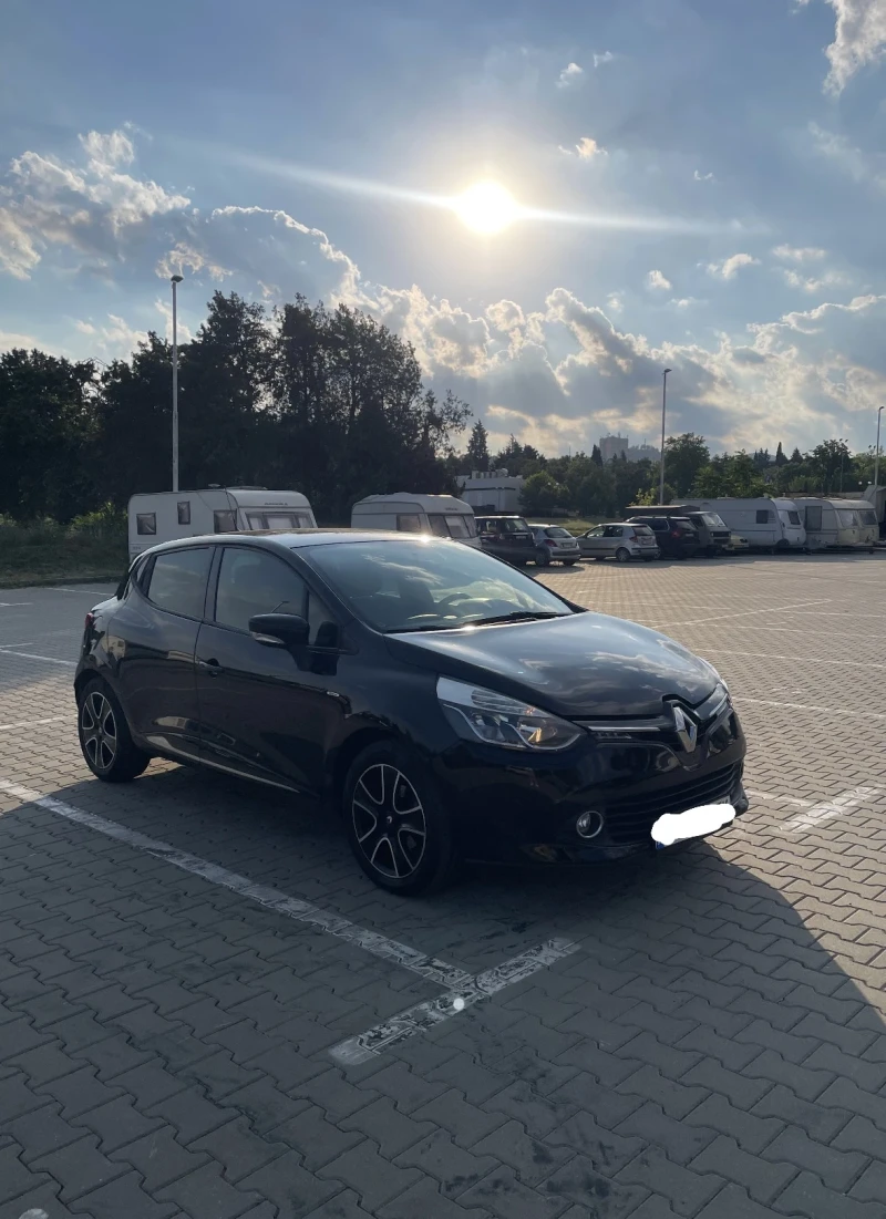 Renault Clio, снимка 1 - Автомобили и джипове - 47317197