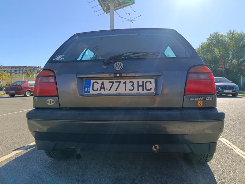 VW Golf 1.8 Газ, снимка 6 - Автомобили и джипове - 47446879