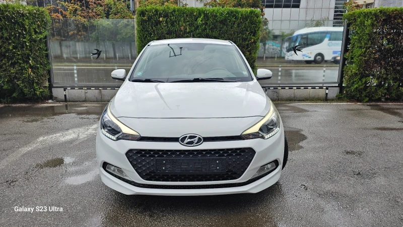 Hyundai I20 Full Led* , снимка 2 - Автомобили и джипове - 47540837