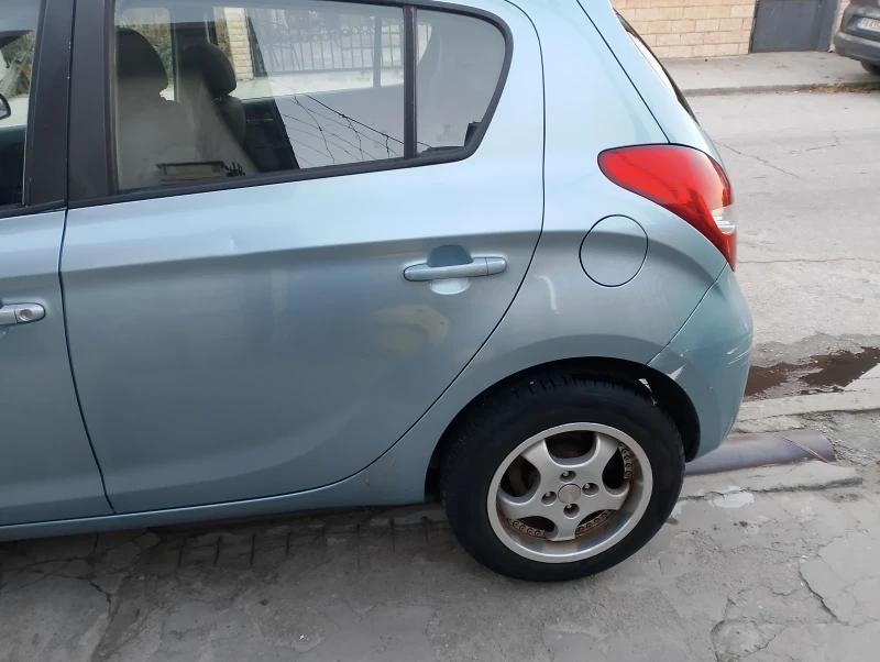 Hyundai I20, снимка 5 - Автомобили и джипове - 47856509