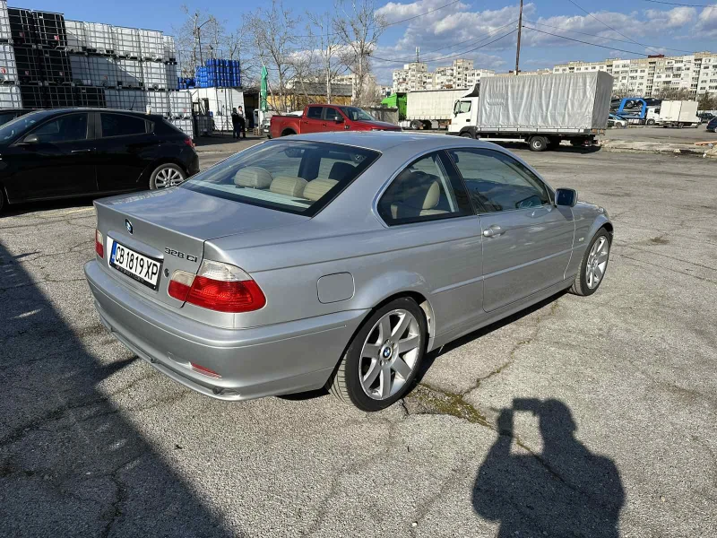 BMW 320 320 CI, снимка 4 - Автомобили и джипове - 48327330