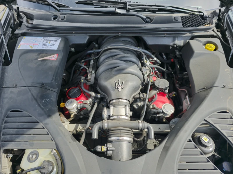 Maserati Quattroporte S 4.7 FERRARI 431к.с. EURO5A, снимка 16 - Автомобили и джипове - 49871387