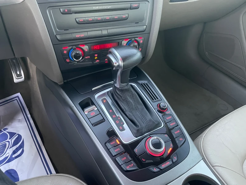 Audi A5 2.7TDI NAVI LED BI-XENON ПОДГРЕВ, снимка 11 - Автомобили и джипове - 52257632