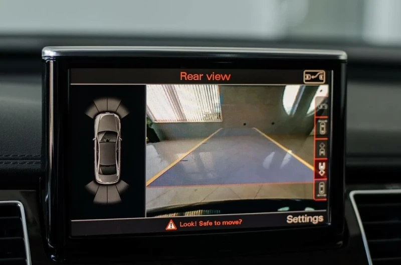 Audi A8 4.2 TDI сменени вериги !, снимка 10 - Автомобили и джипове - 52612559