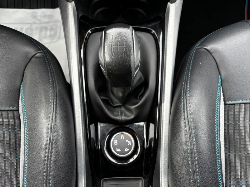 Peugeot 2008 1.6 HDI* URBAN CROSS* EURO 6* SERVICE BOOK* COC* K, снимка 13 - Автомобили и джипове - 52632158