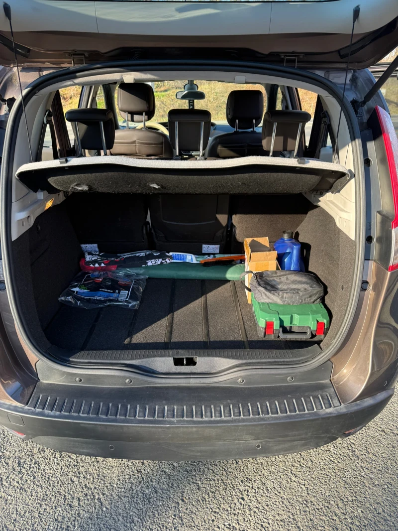 Renault Scenic dCi XMOD, снимка 17 - Автомобили и джипове - 52793364