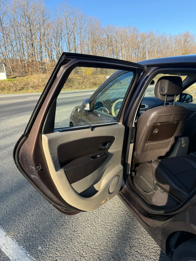 Renault Scenic dCi XMOD, снимка 5 - Автомобили и джипове - 52793364