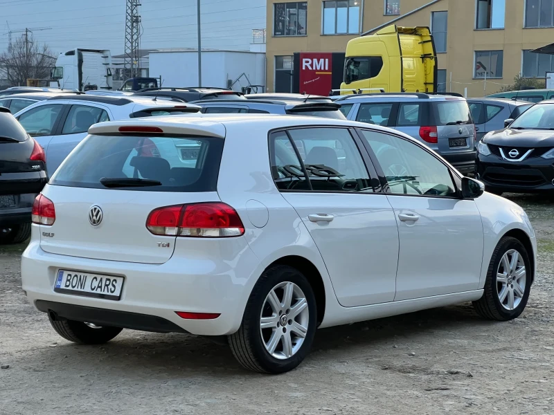 VW Golf 1.6TDI-105к.с., снимка 5 - Автомобили и джипове - 52885812