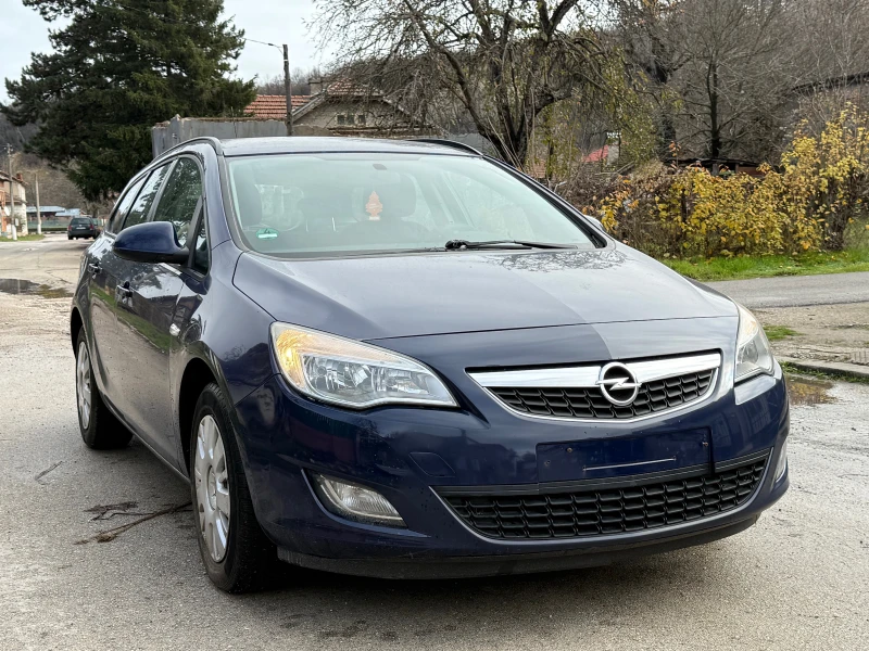 Opel Astra НОВ ВНОС КЛИМА 1.7 ДИЗЕЛ, снимка 4 - Автомобили и джипове - 53076529