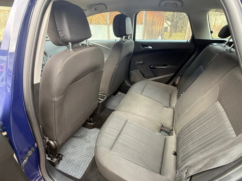 Opel Astra НОВ ВНОС КЛИМА 1.7 ДИЗЕЛ, снимка 11 - Автомобили и джипове - 53076529