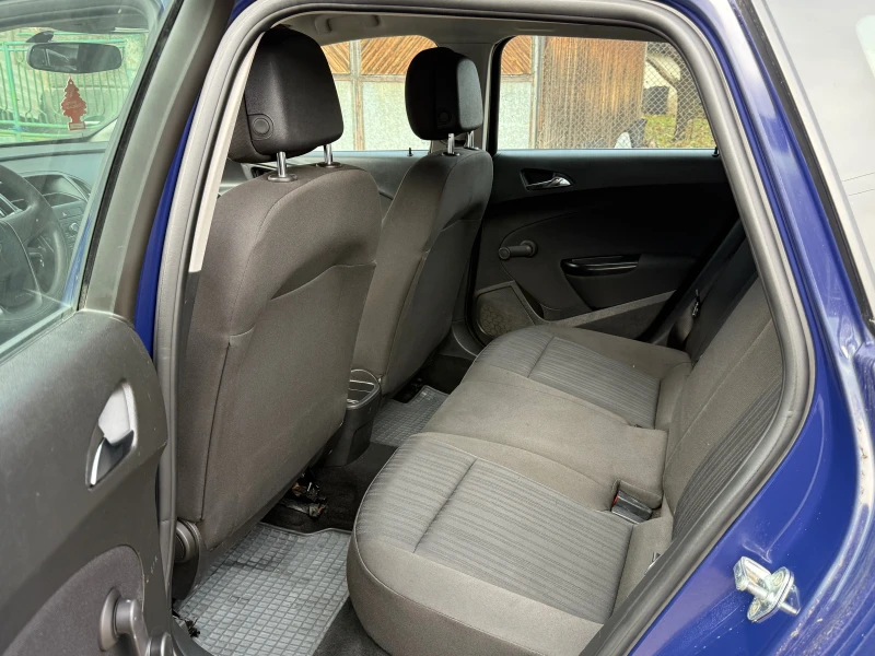 Opel Astra НОВ ВНОС КЛИМА 1.7 ДИЗЕЛ, снимка 10 - Автомобили и джипове - 53076529