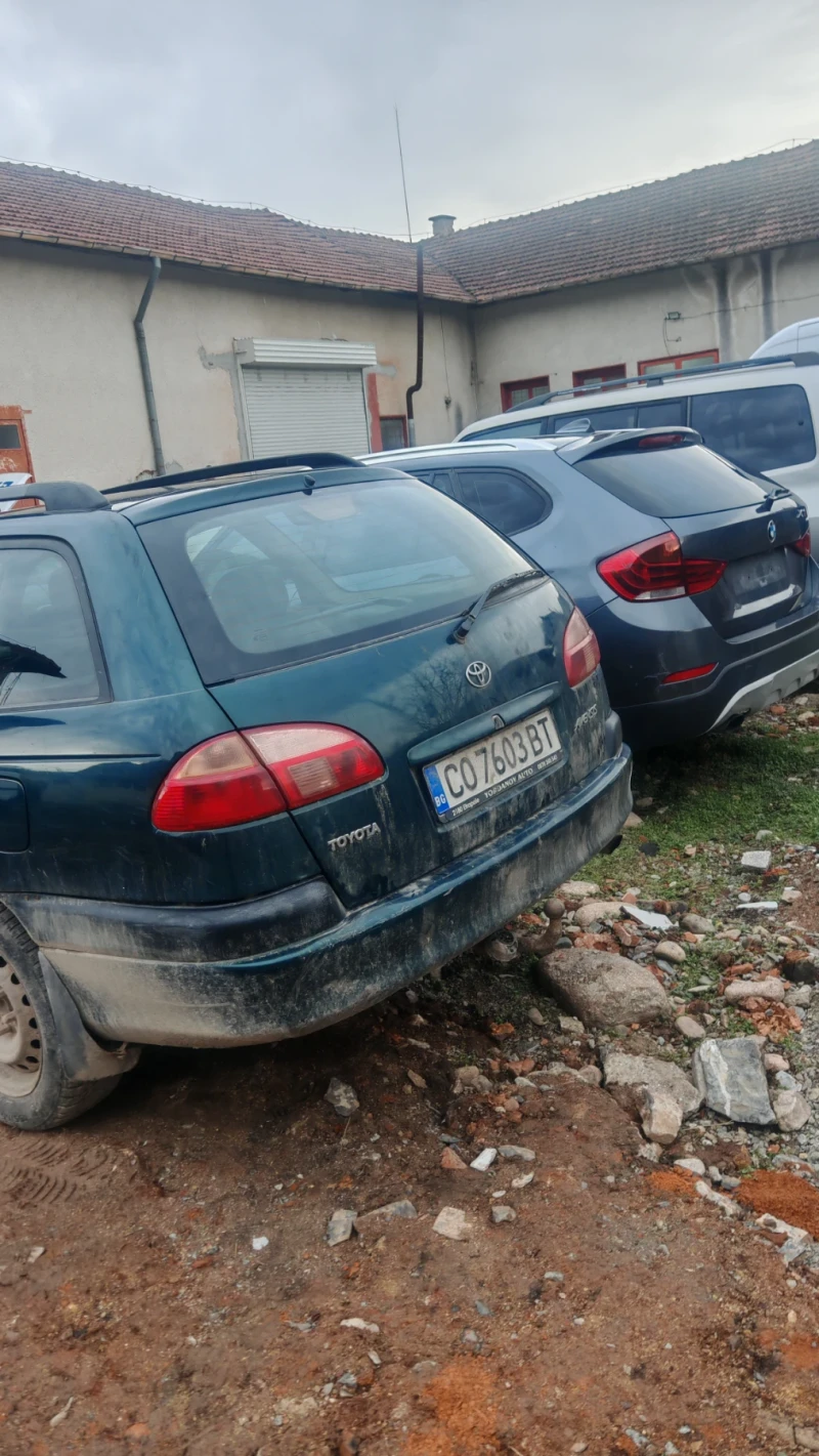 Toyota Avensis T22 2.0 D4D, снимка 4 - Автомобили и джипове - 53288619