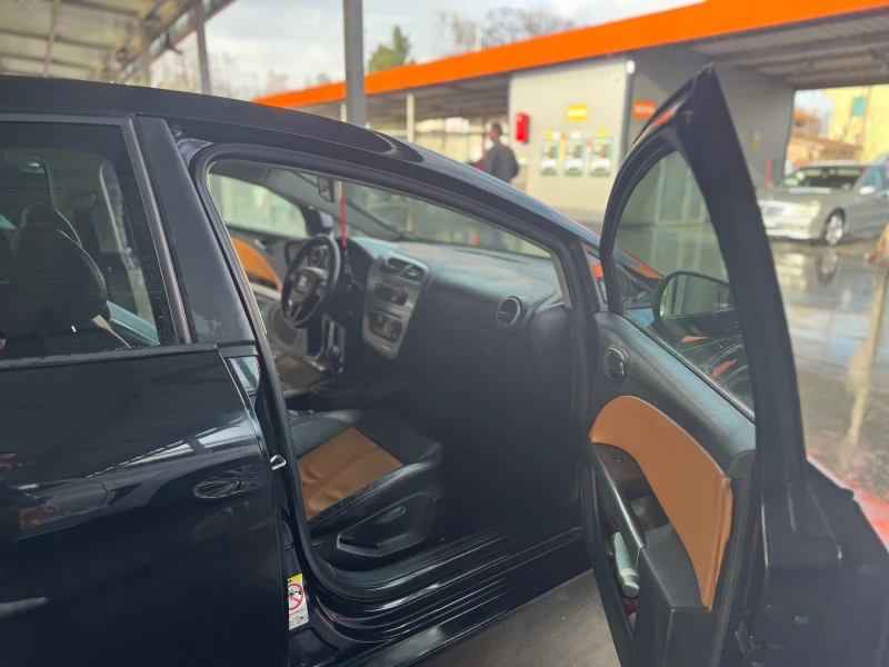 Seat Leon, снимка 5 - Автомобили и джипове - 53388223