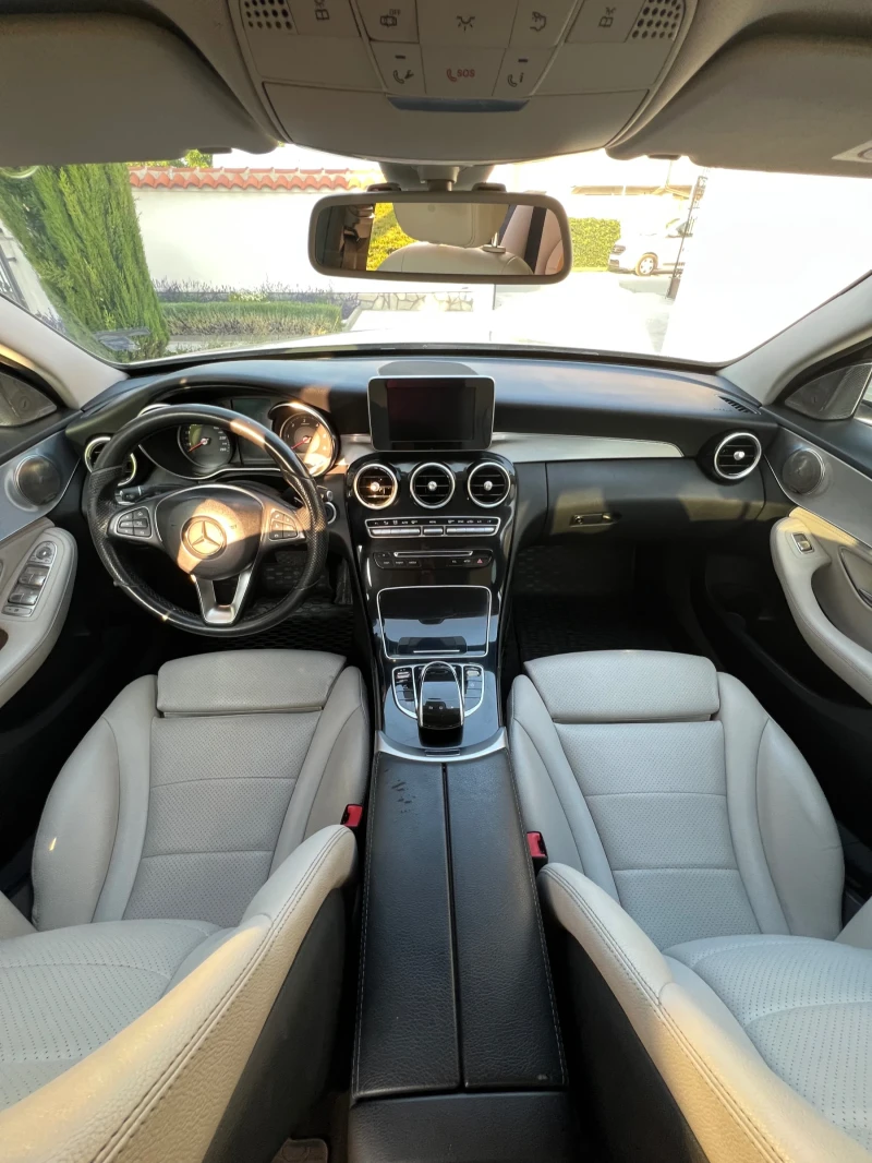 Mercedes-Benz C 200, снимка 10 - Автомобили и джипове - 53473615