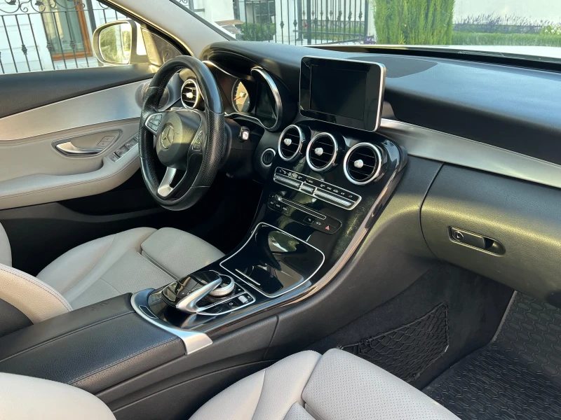 Mercedes-Benz C 200, снимка 8 - Автомобили и джипове - 53473615