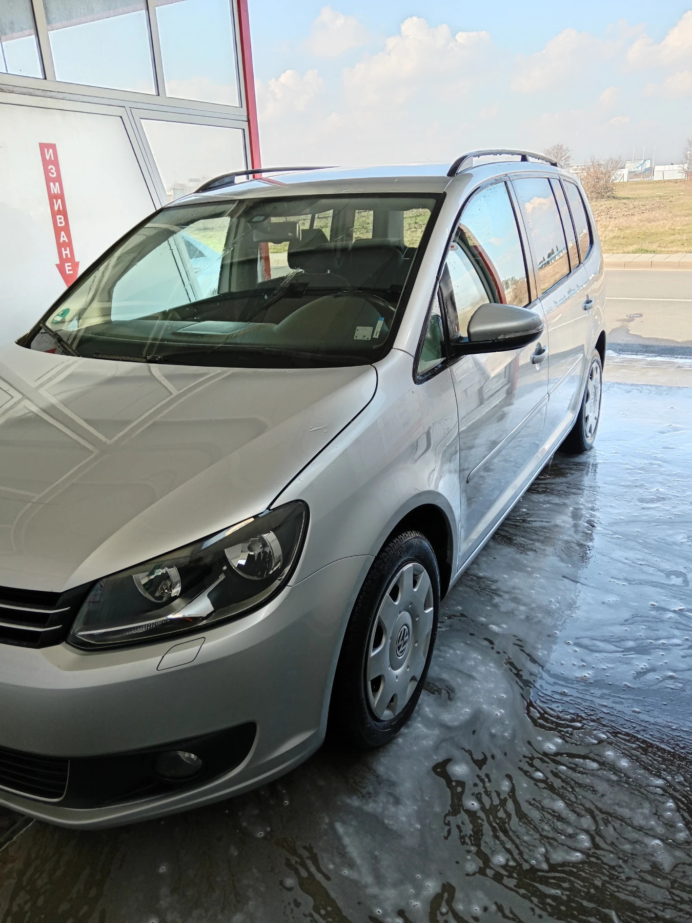 VW Touran 2.0 TDI 140 - изображение 5