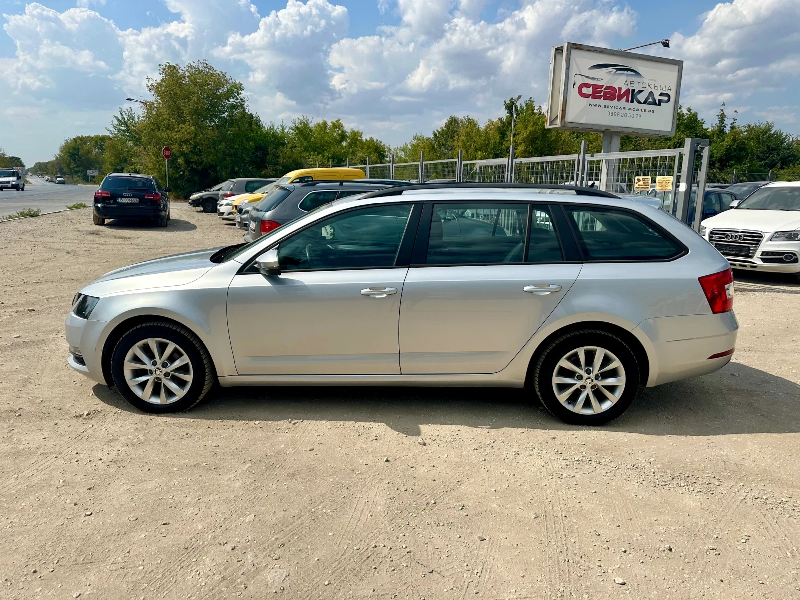 Skoda Octavia 1.6tdi, Navigation, Euro6, LED, Facelift  - изображение 4