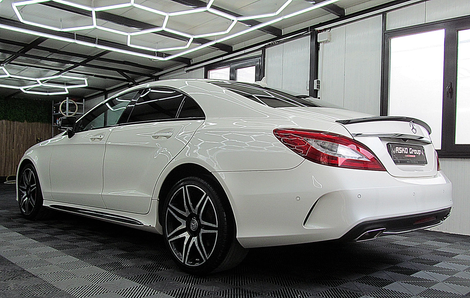 Mercedes-Benz CLS 350 KeulessGo/AMG/360-к/ПОДГРЕВ ОБДУХВАНЕ ГЕРМАНИЯ  - изображение 4