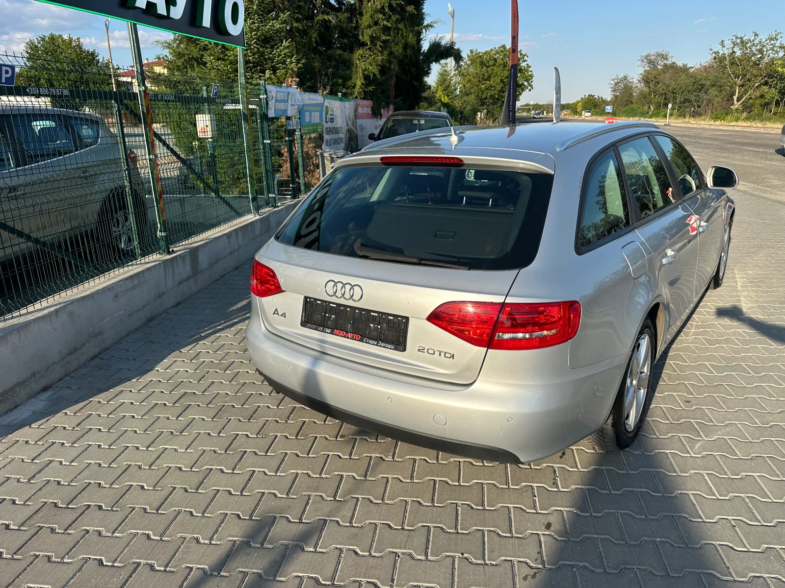 Audi A4 2.0TDI Navi Подгрев лед автопилот  - изображение 4