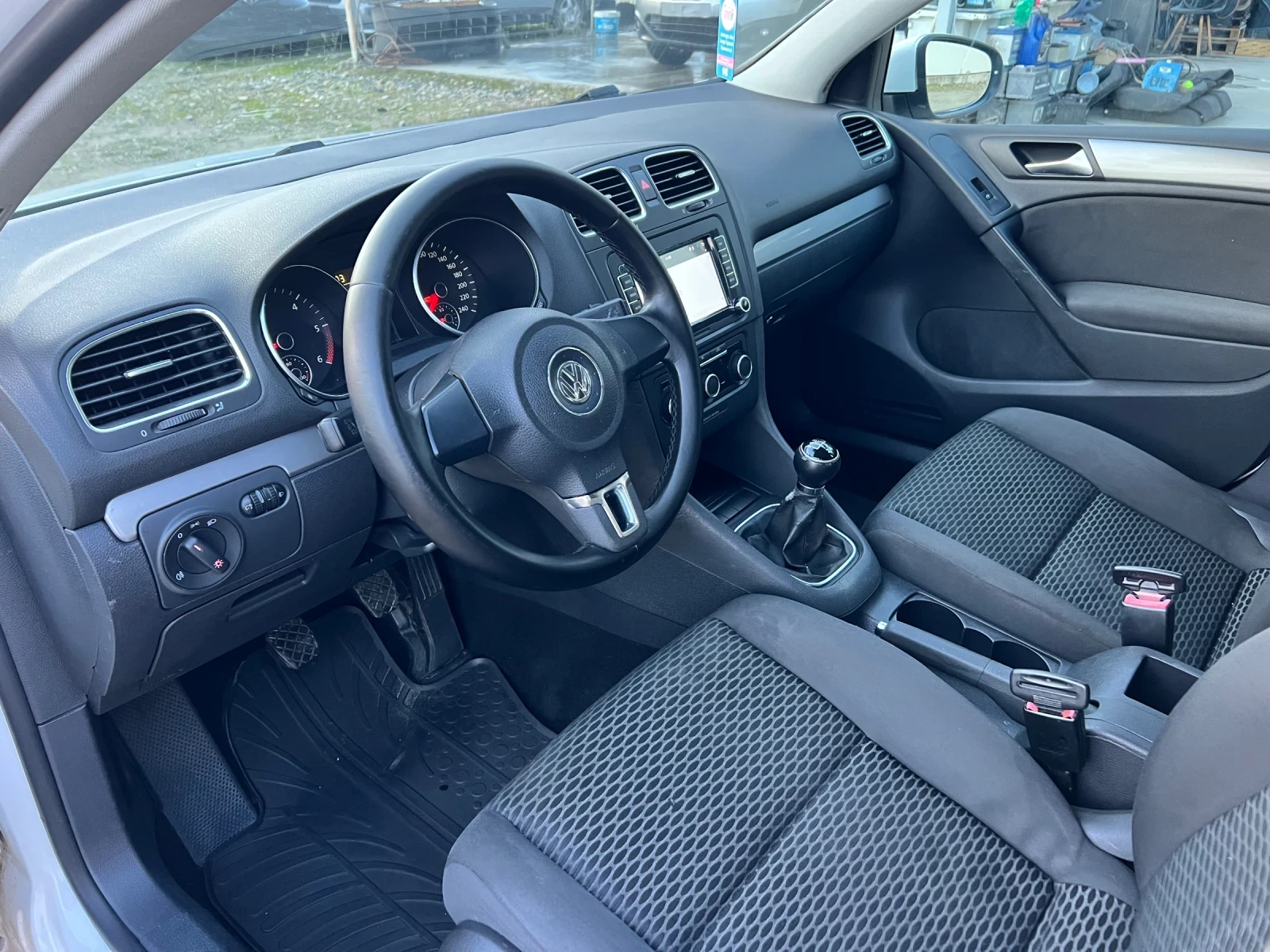 VW Golf 1.6TDI-105к.с. - изображение 10