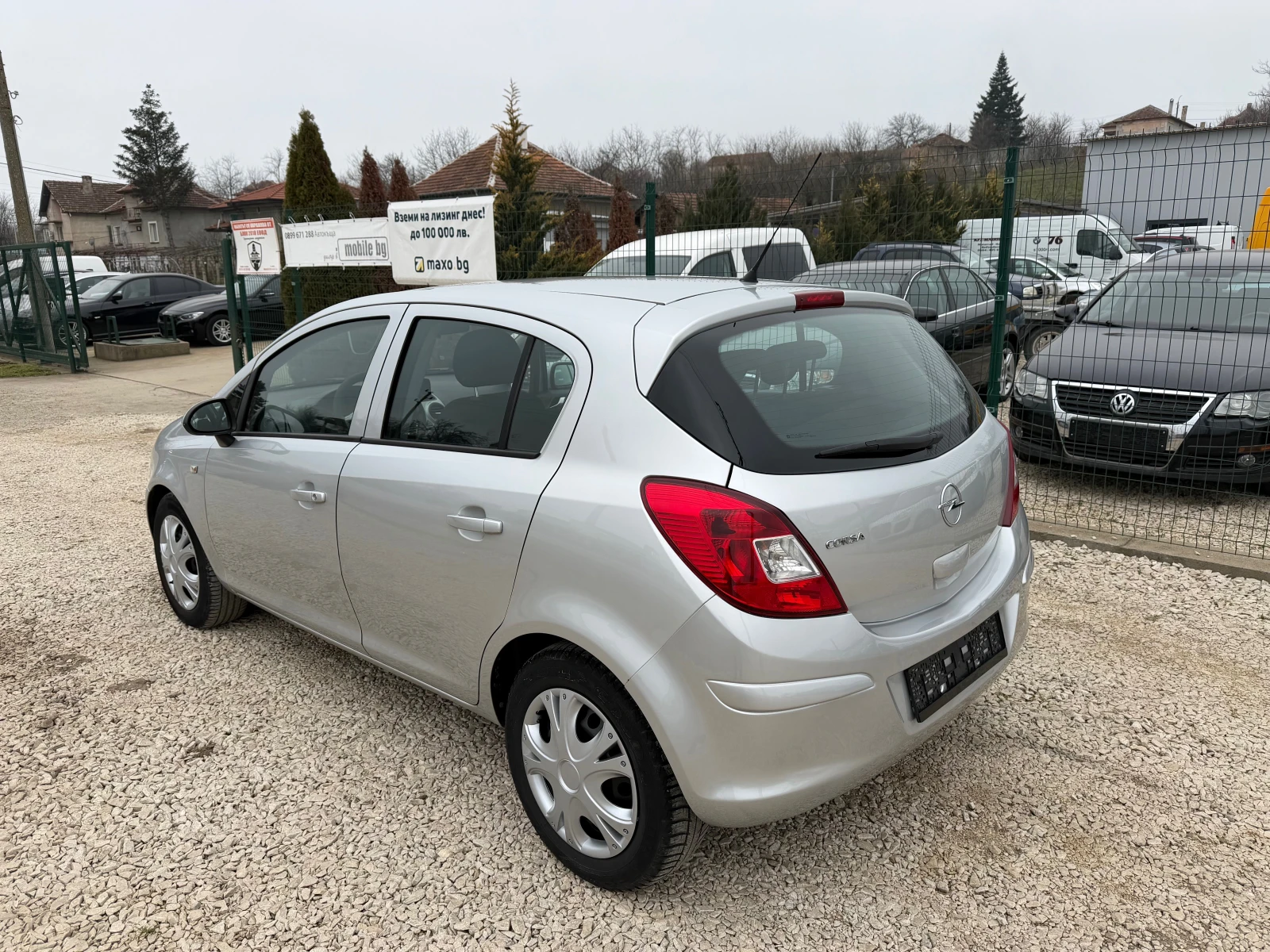 Opel Corsa 1.2 бензин - изображение 5