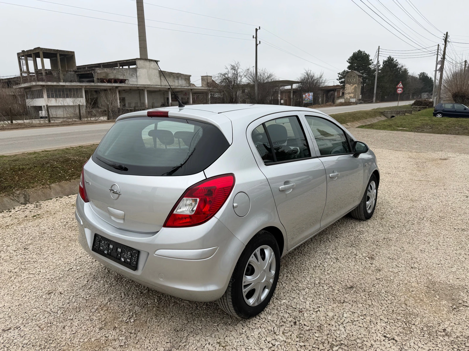 Opel Corsa 1.2 бензин - изображение 7