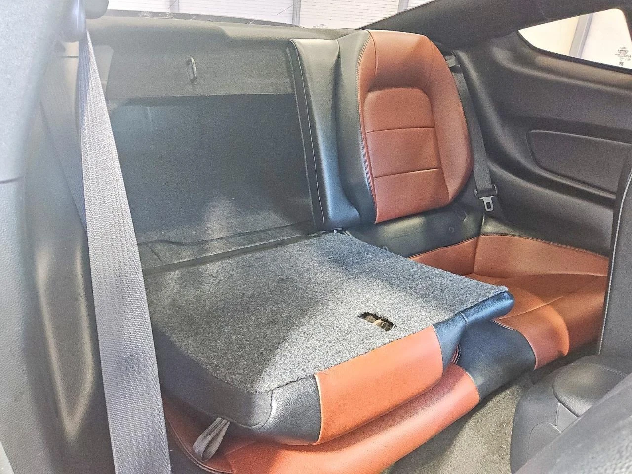 Ford Mustang, снимка 9 - Автомобили и джипове - 53962407