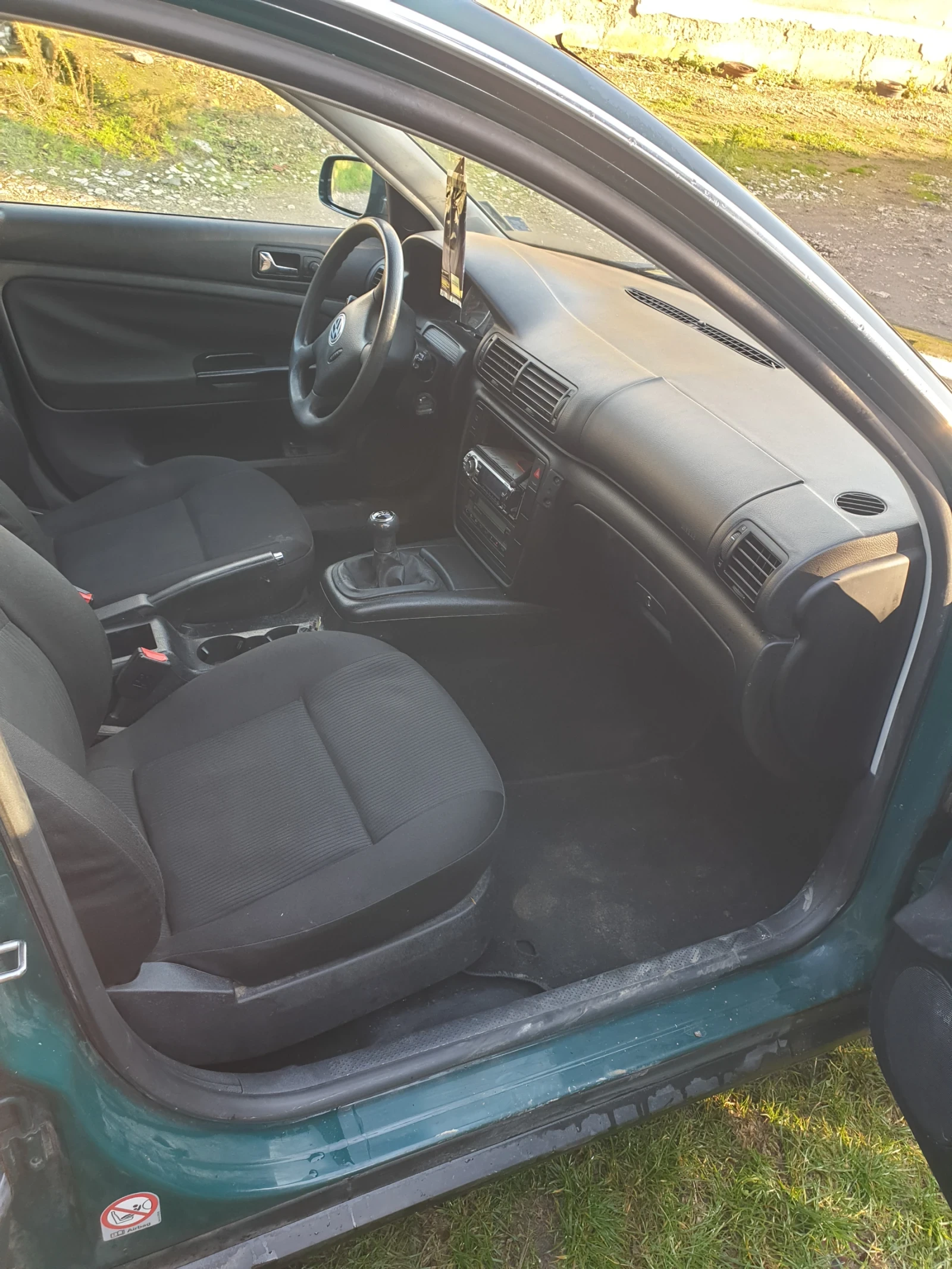 VW Passat, снимка 10 - Автомобили и джипове - 54090647