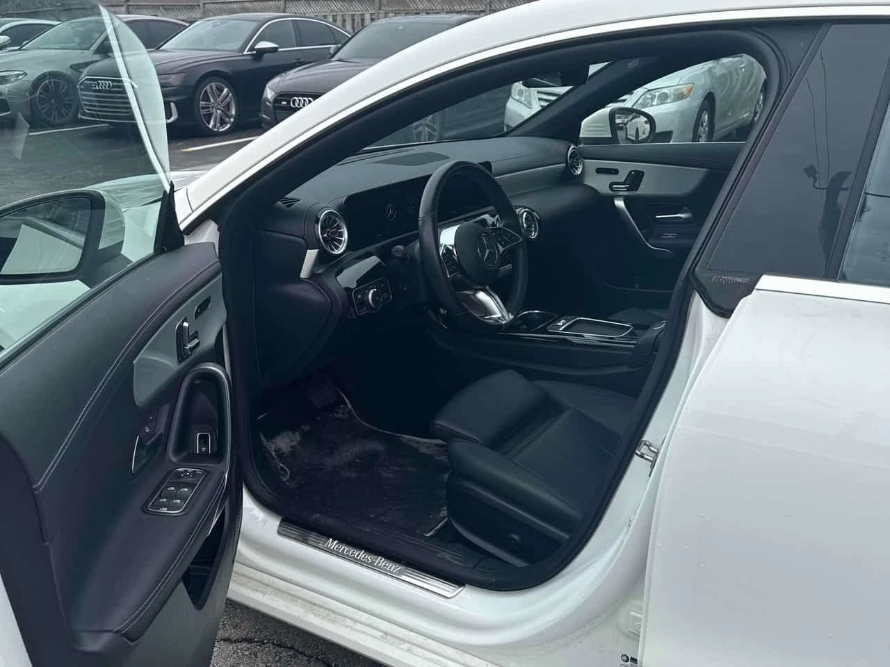 Mercedes-Benz CLA 250 * БЕЗ ЗАБЕЛЕЖКИ* ПАНОРАМА* , снимка 7 - Автомобили и джипове - 54224707