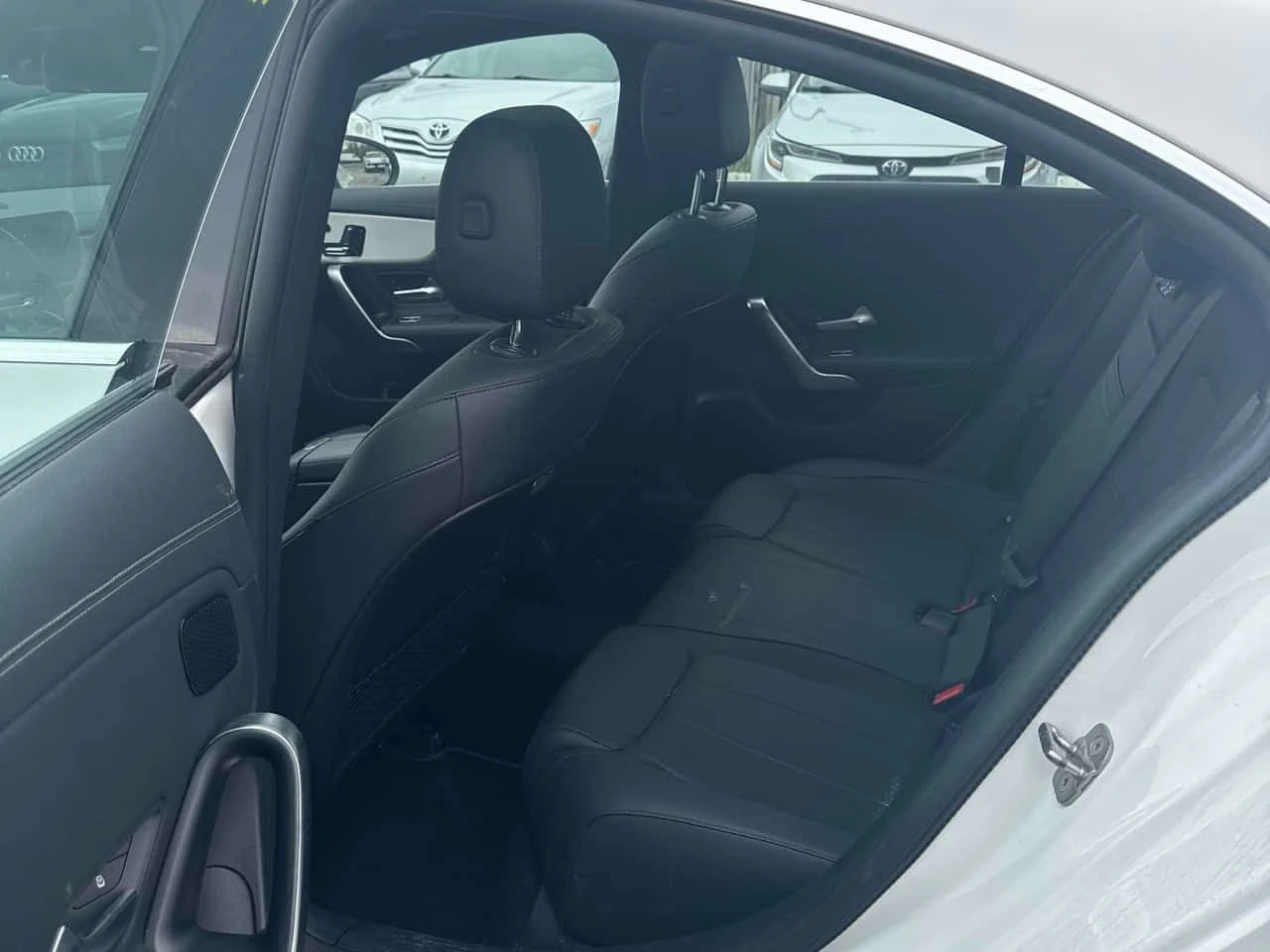 Mercedes-Benz CLA 250 * БЕЗ ЗАБЕЛЕЖКИ* ПАНОРАМА* , снимка 11 - Автомобили и джипове - 54224707