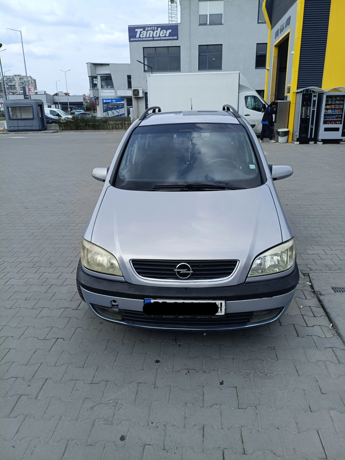 Opel Zafira, снимка 2 - Автомобили и джипове - 54324912