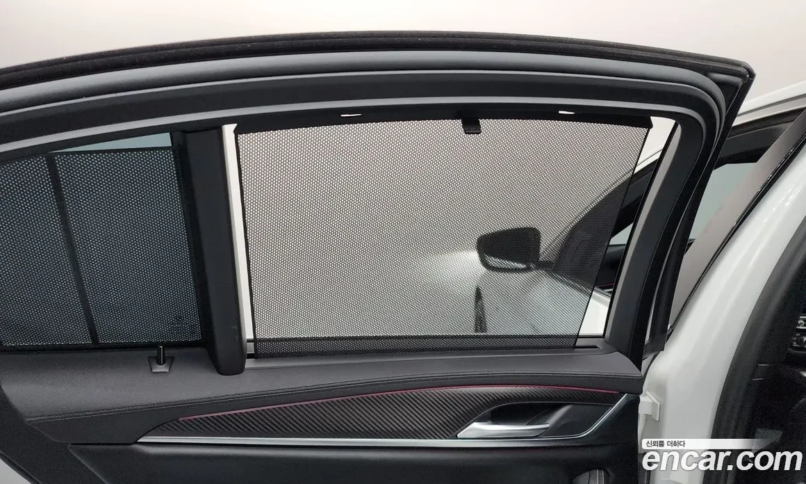 BMW 530 DIGITAL DASH| CARBON| ЩОРИ| ADAPTIVE LED| DISPL KE, снимка 13 - Автомобили и джипове - 55075566