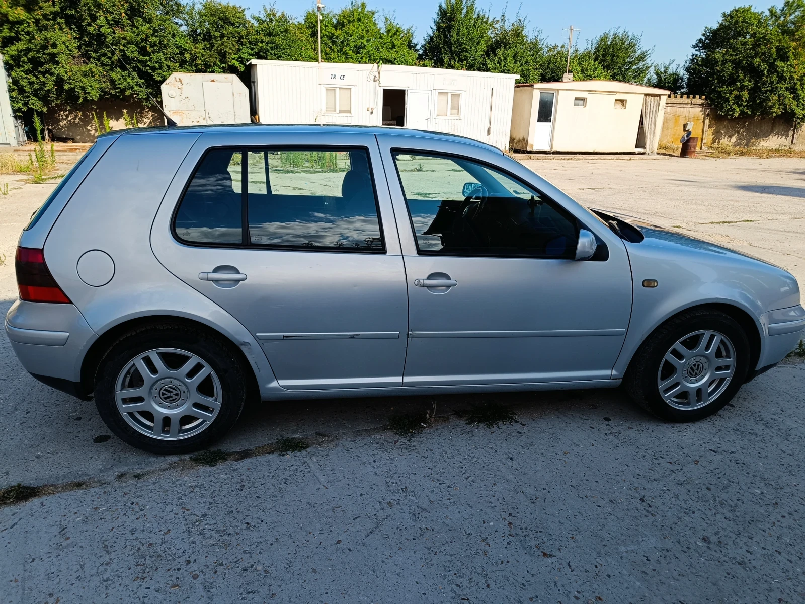 VW Golf, снимка 5 - Автомобили и джипове - 55388889