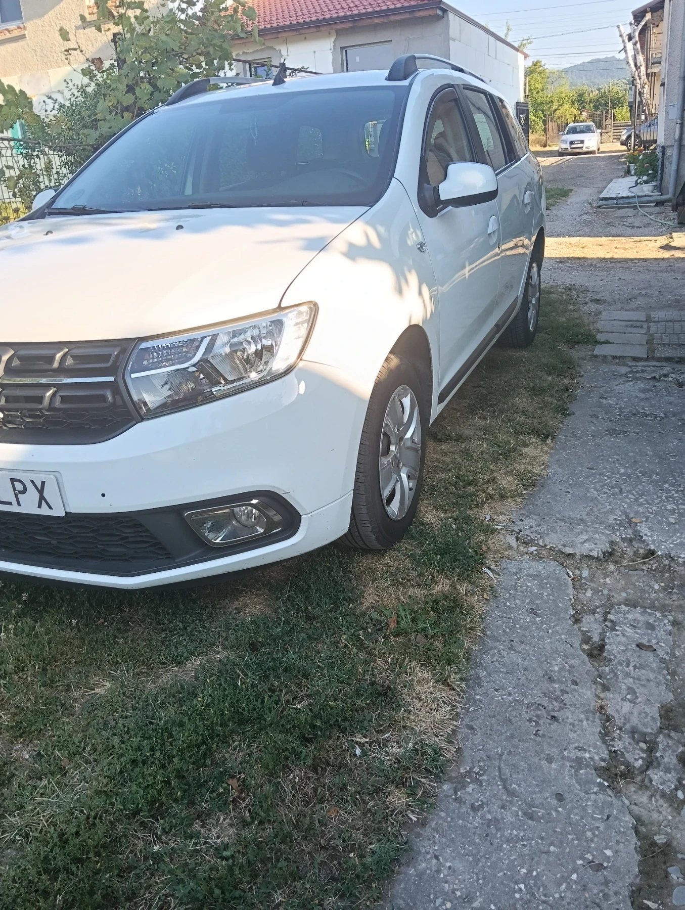 Dacia Logan Mcv, снимка 2 - Автомобили и джипове - 55582106