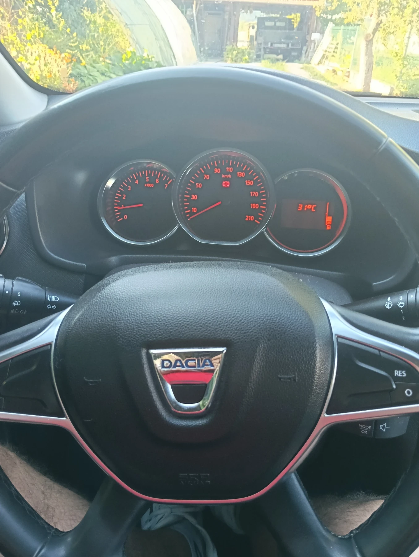 Dacia Logan Mcv, снимка 8 - Автомобили и джипове - 55582106