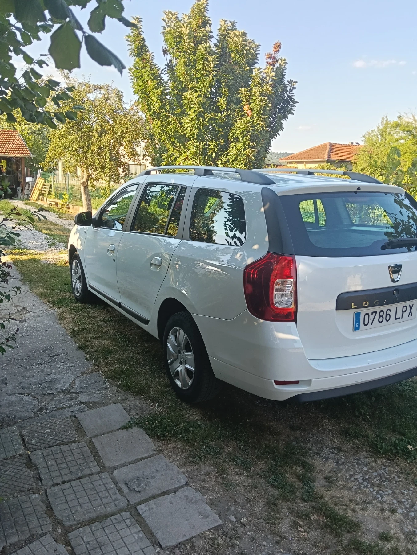 Dacia Logan Mcv, снимка 5 - Автомобили и джипове - 55582106