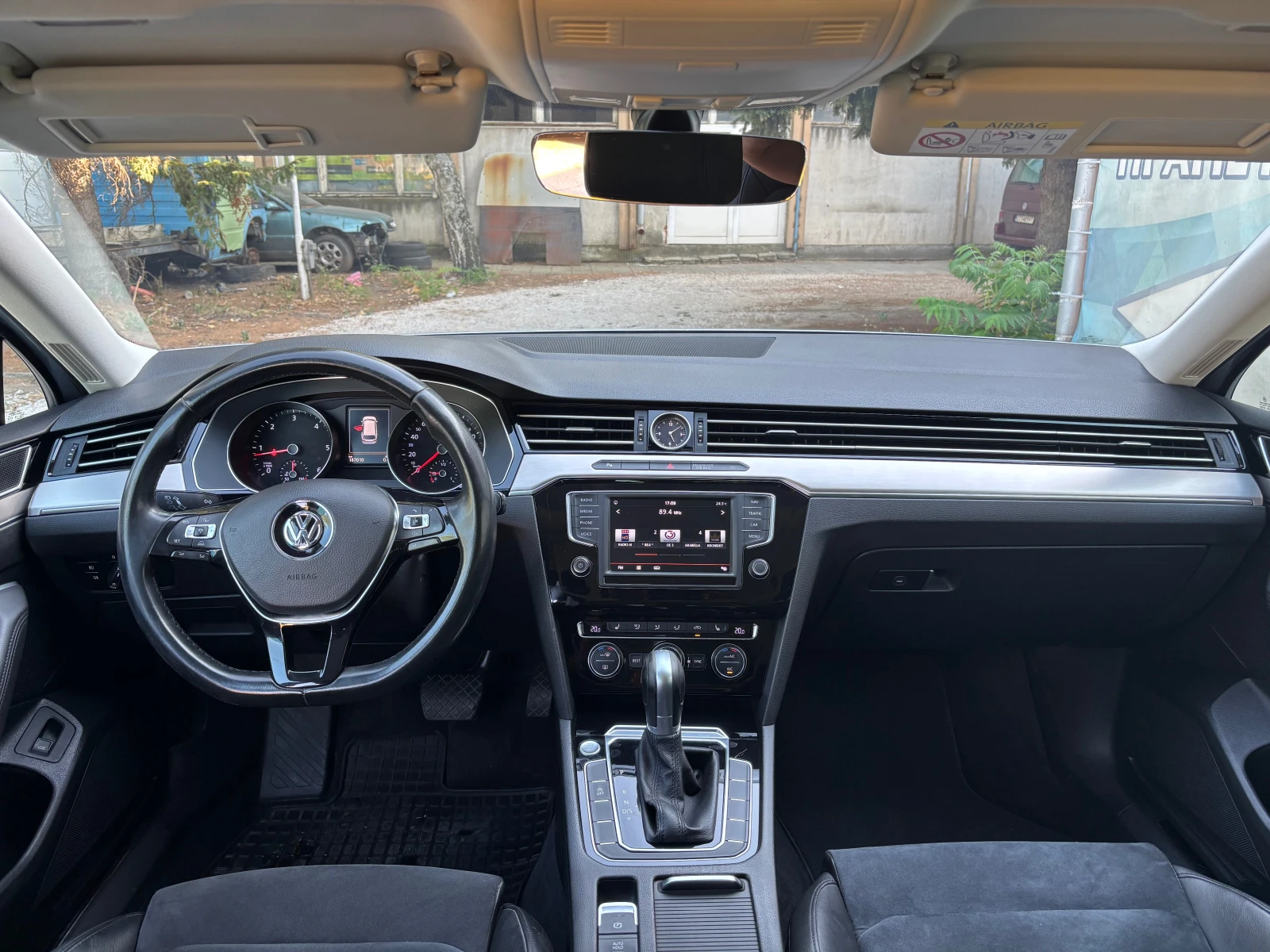 VW Passat R-line, снимка 14 - Автомобили и джипове - 55645209