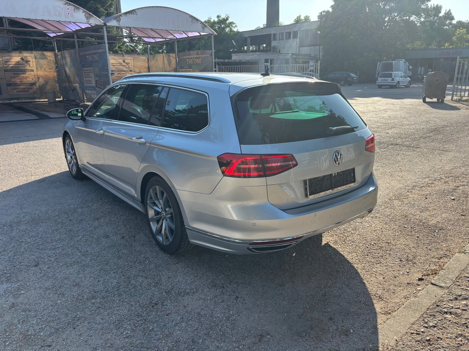 VW Passat R-line, снимка 8 - Автомобили и джипове - 55645209