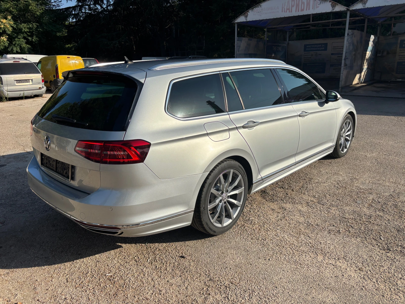 VW Passat R-line, снимка 7 - Автомобили и джипове - 55645209