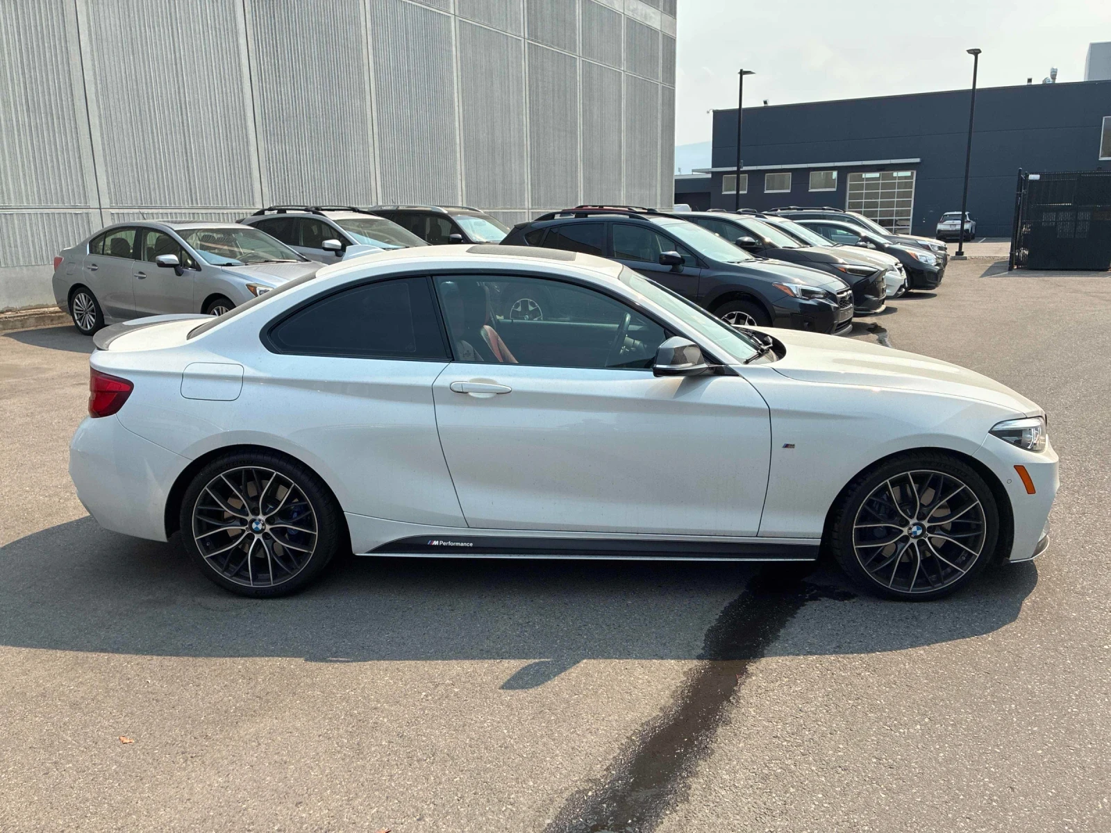 BMW 240 XDriveM40i* HEAD-UP* LIEN ASSIST* CARFAX , снимка 3 - Автомобили и джипове - 55730629
