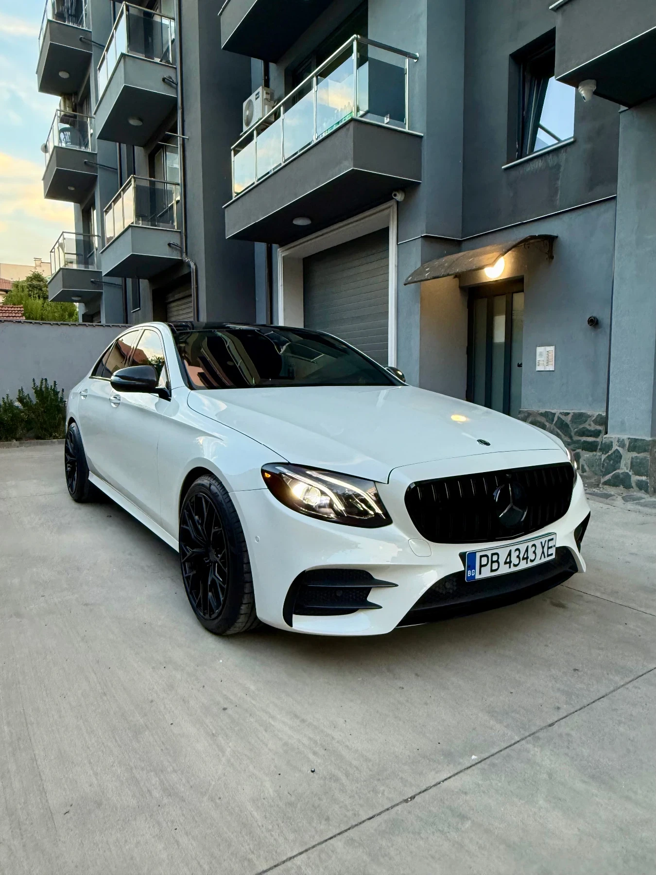 Mercedes-Benz E 43 AMG, снимка 3 - Автомобили и джипове - 55994674
