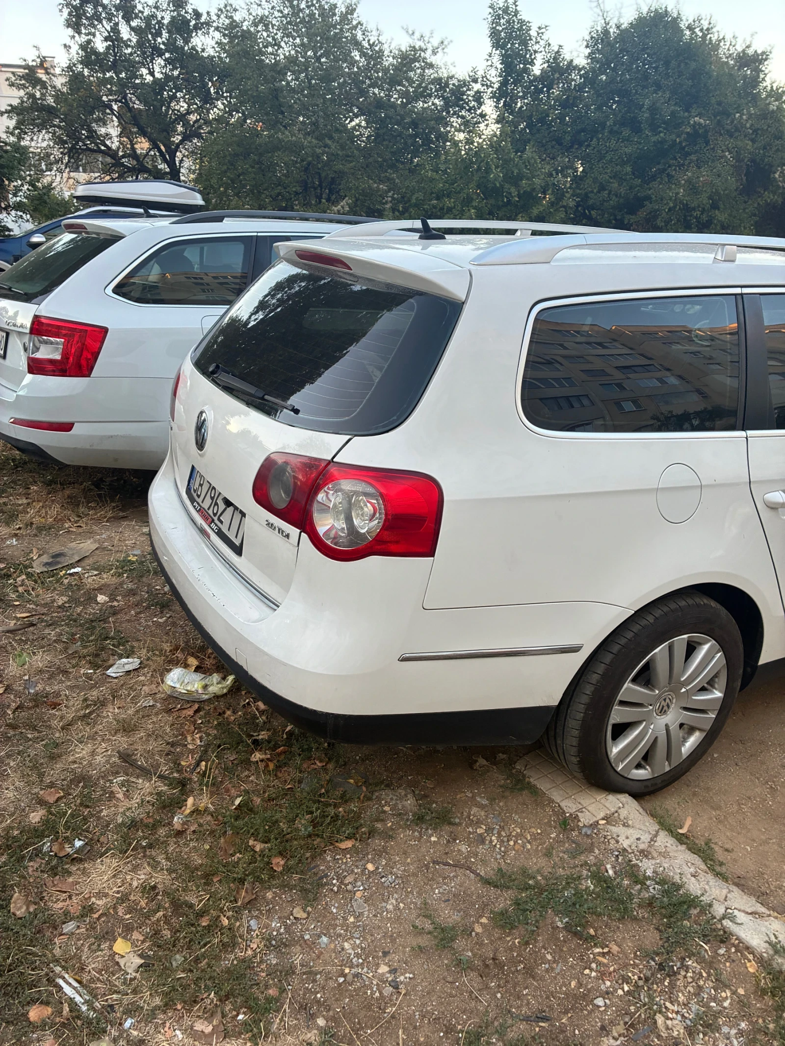 VW Passat 2.0 TDI, снимка 3 - Автомобили и джипове - 56299732