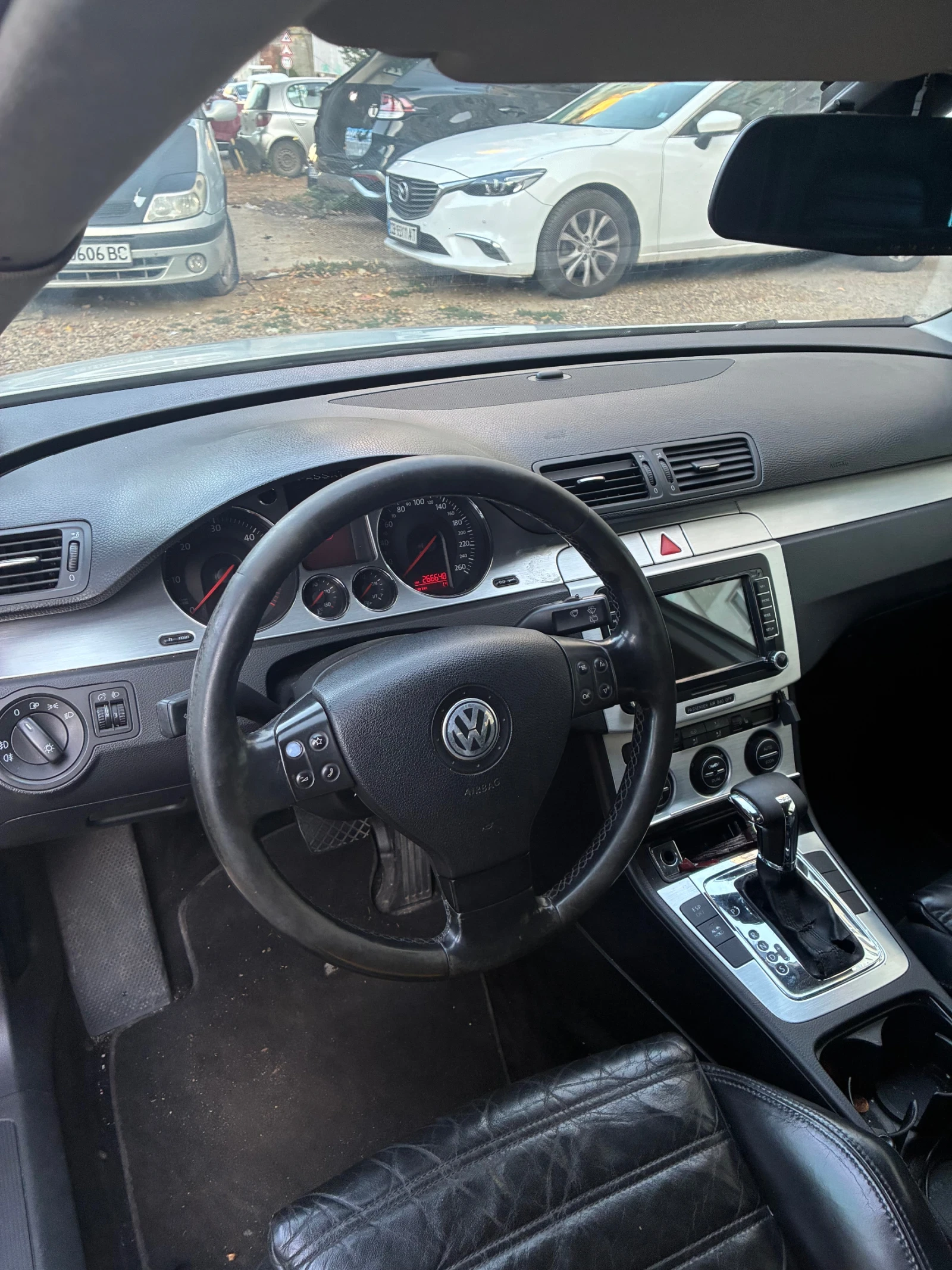 VW Passat 2.0 TDI, снимка 13 - Автомобили и джипове - 56299732