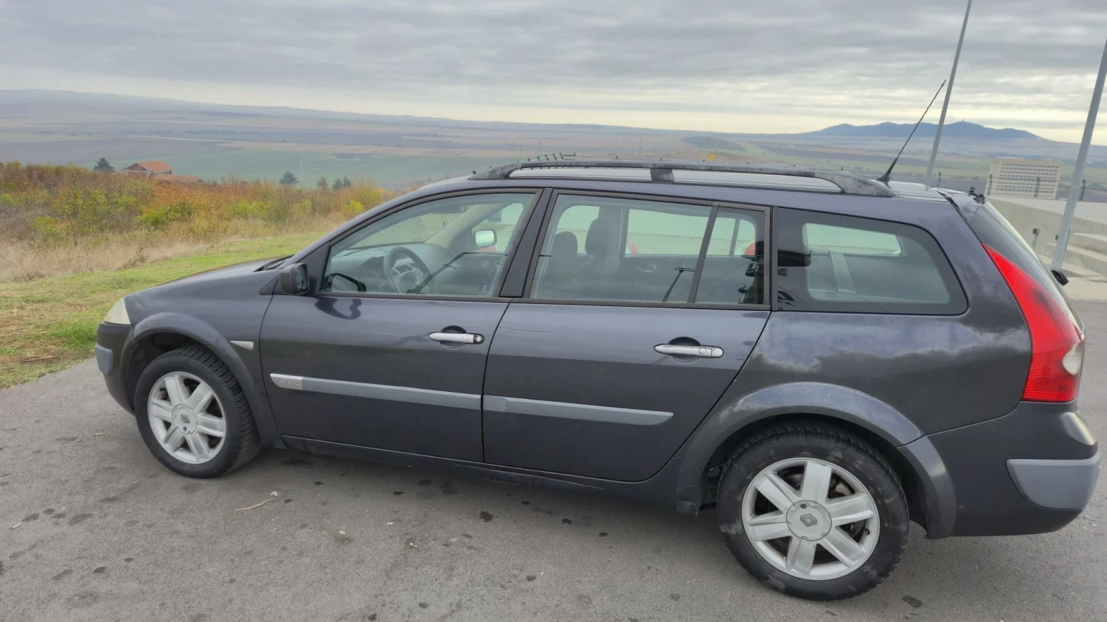 Renault Megane, снимка 4 - Автомобили и джипове - 56633806