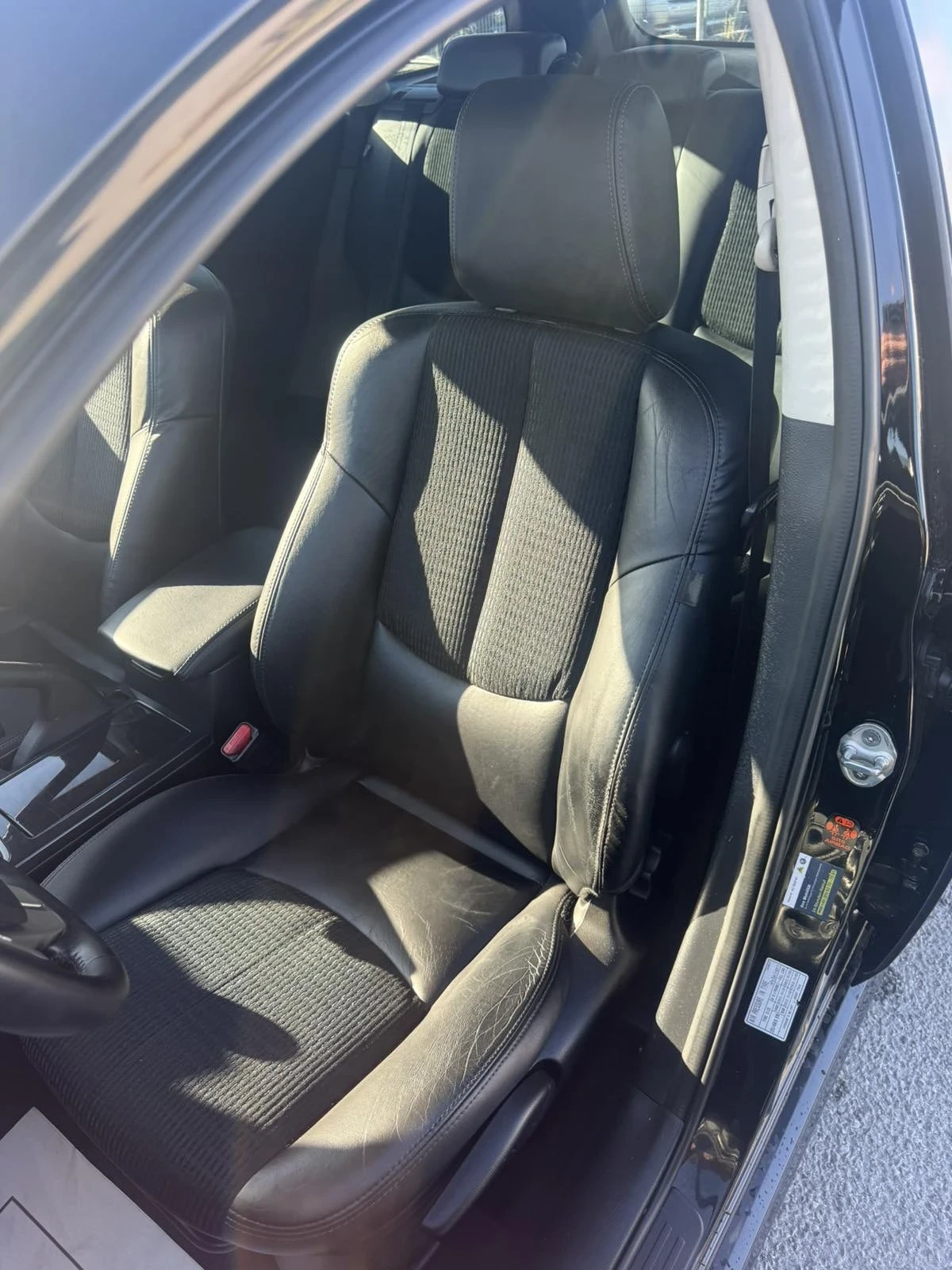 Mazda 6 2.5 Benzin, снимка 9 - Автомобили и джипове - 56636486