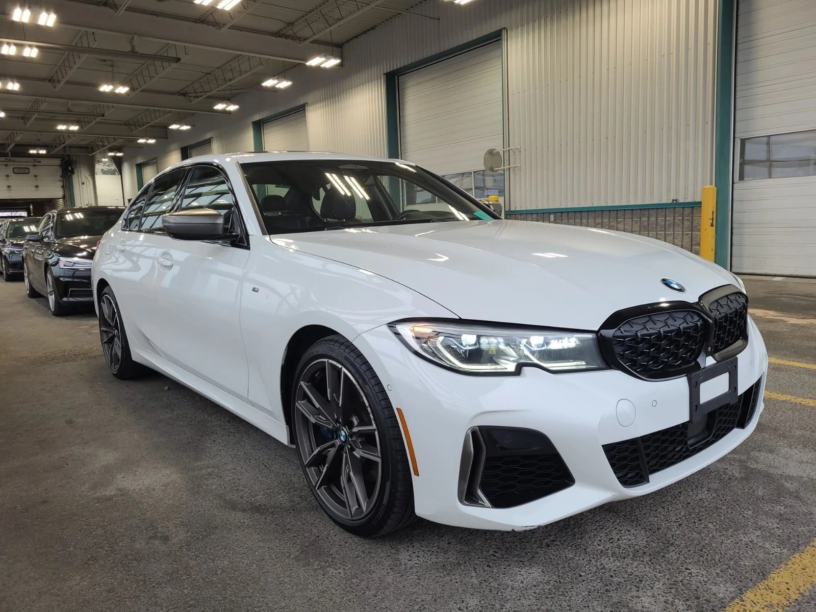 BMW 340, снимка 2 - Автомобили и джипове - 56688552