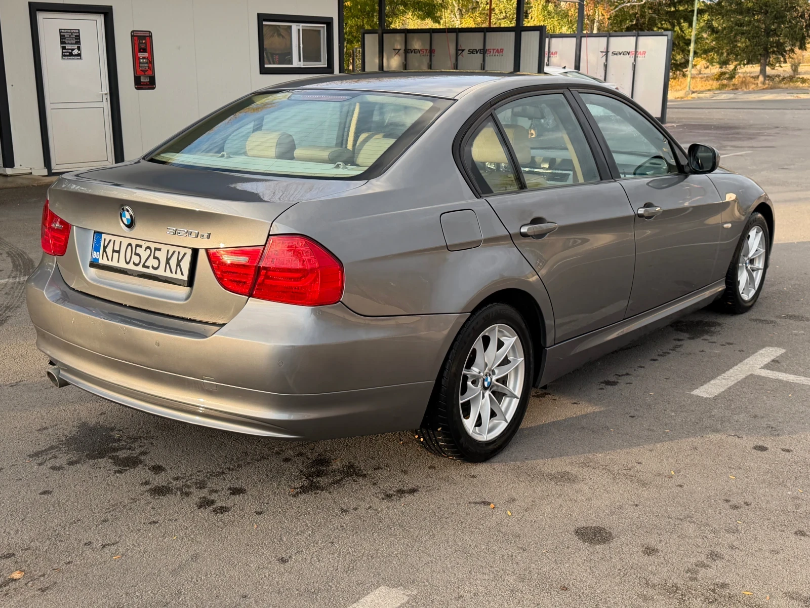 BMW 320 Auto Koja TOP, снимка 6 - Автомобили и джипове - 56727021